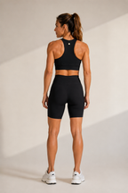 SHORT 4 BOLSOS MEIA PERNA EMANA PRETO